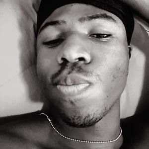 Meet your Posher, Dennis